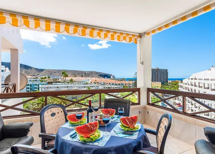 228 Chic 'san Marino' Spectacular Terrace Apartman *