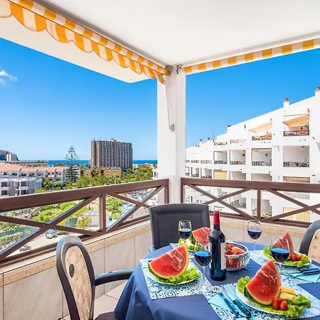 228 Chic 'san Marino' Spectacular Terrace Appartement