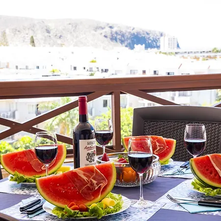 228 Chic 'san Marino' Spectacular Terrace Appartement